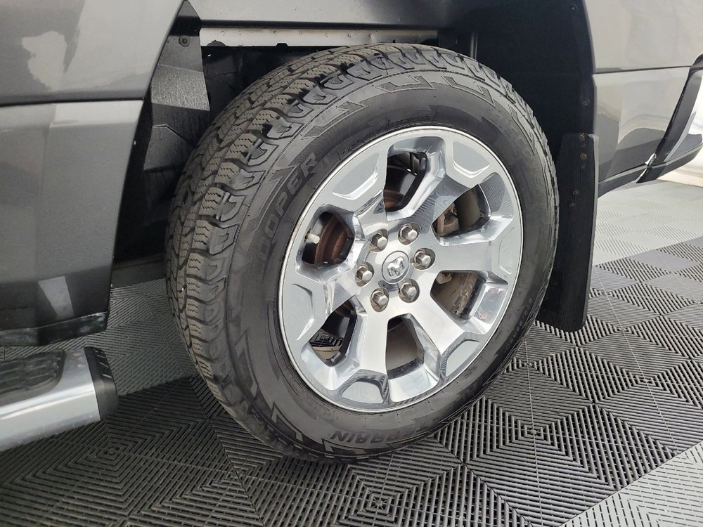 Used 2019 RAM 1500 Big Horn image 31