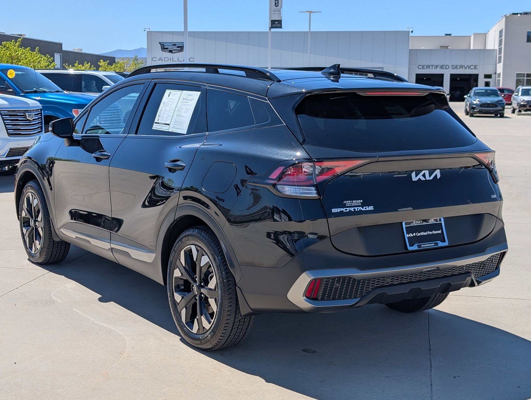 Used 2023 Kia Sportage X-Line AWD/4WD image 3