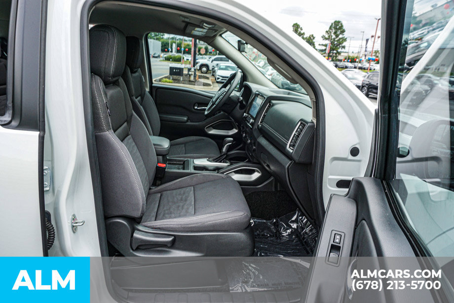 Used 2024 Nissan Frontier SV w/ Tow Package AWD/4WD image 22