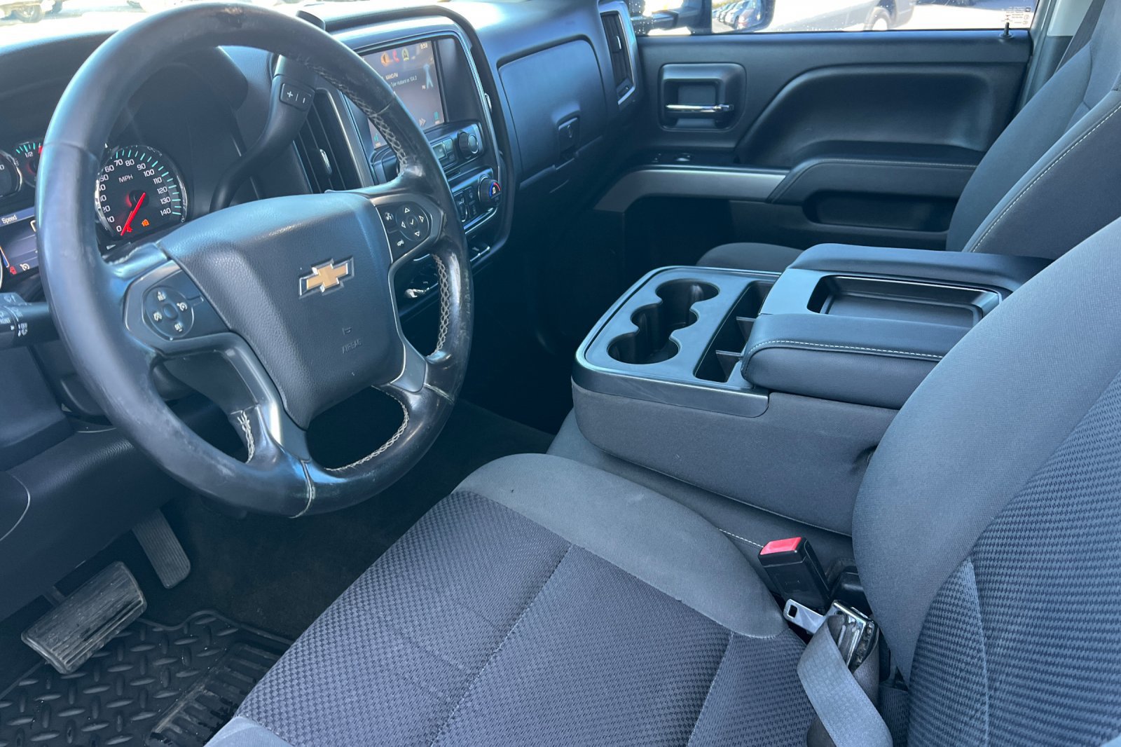 Used 2015 Chevrolet Silverado 2500 LT w/ Z71 Package, Off-Road AWD/4WD image 11