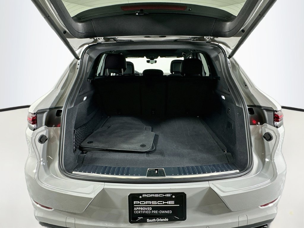 Certified 2025 Porsche Cayenne S AWD/4WD image 28