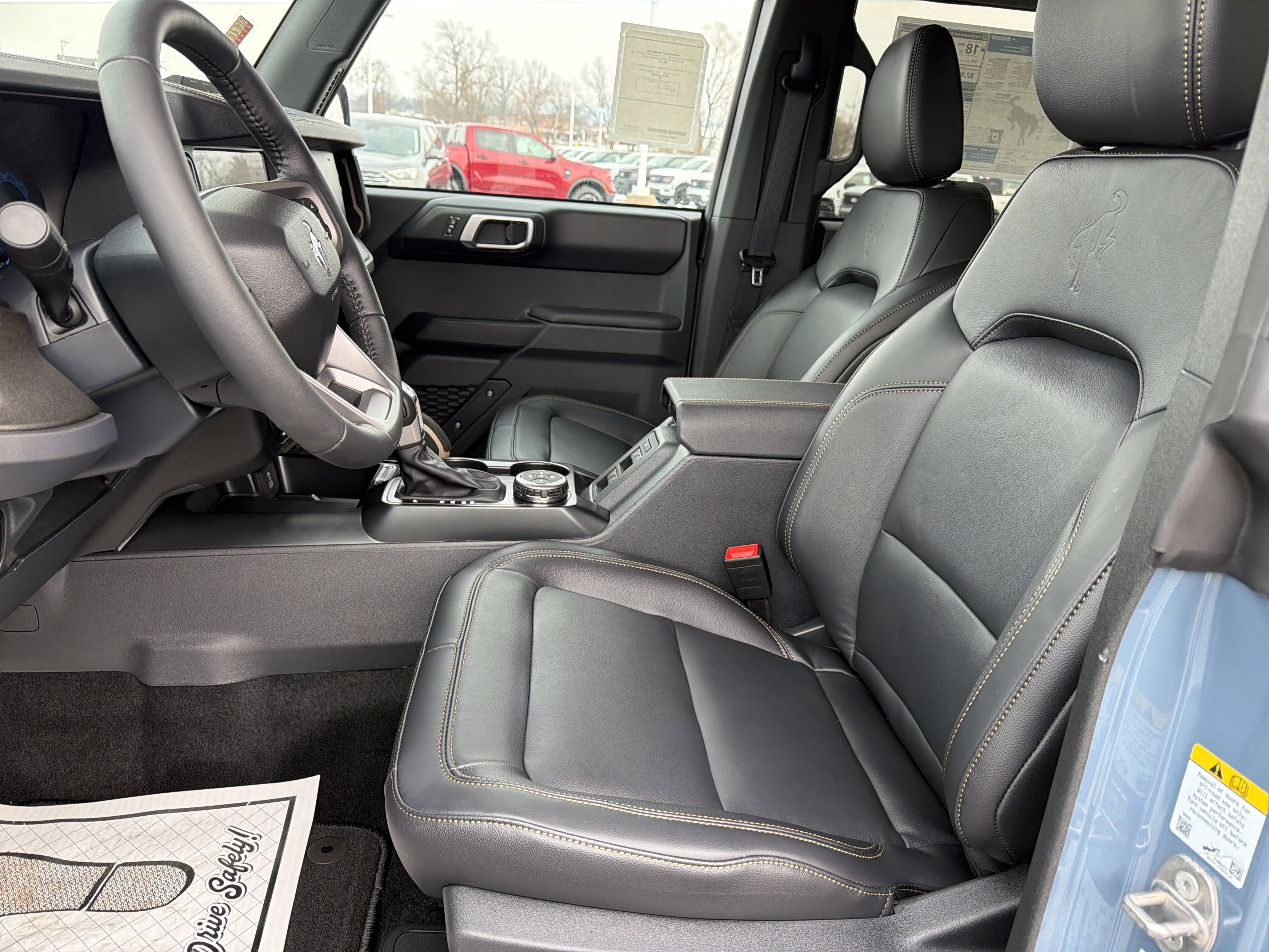 New 2025 Ford Bronco Badlands image 12