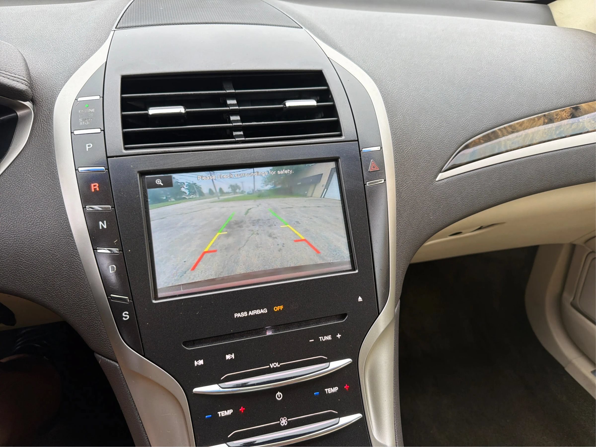 Used 2015 Lincoln MKZ w/ Equipment Group 102A Reserve FWD image 30