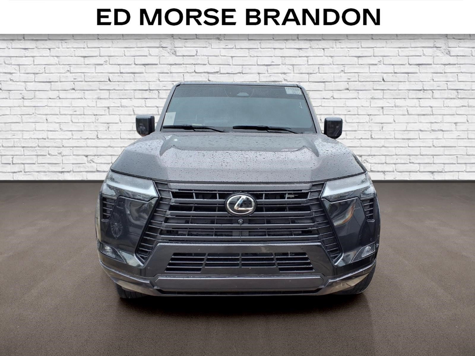 Used 2024 Lexus GX 550 w/ Accessory Package (2T) AWD/4WD image 2