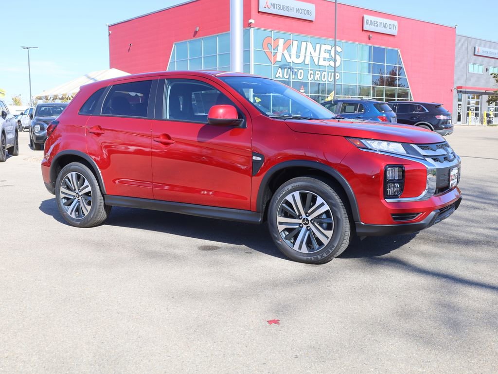 New 2025 Mitsubishi Outlander Sport ES image 2