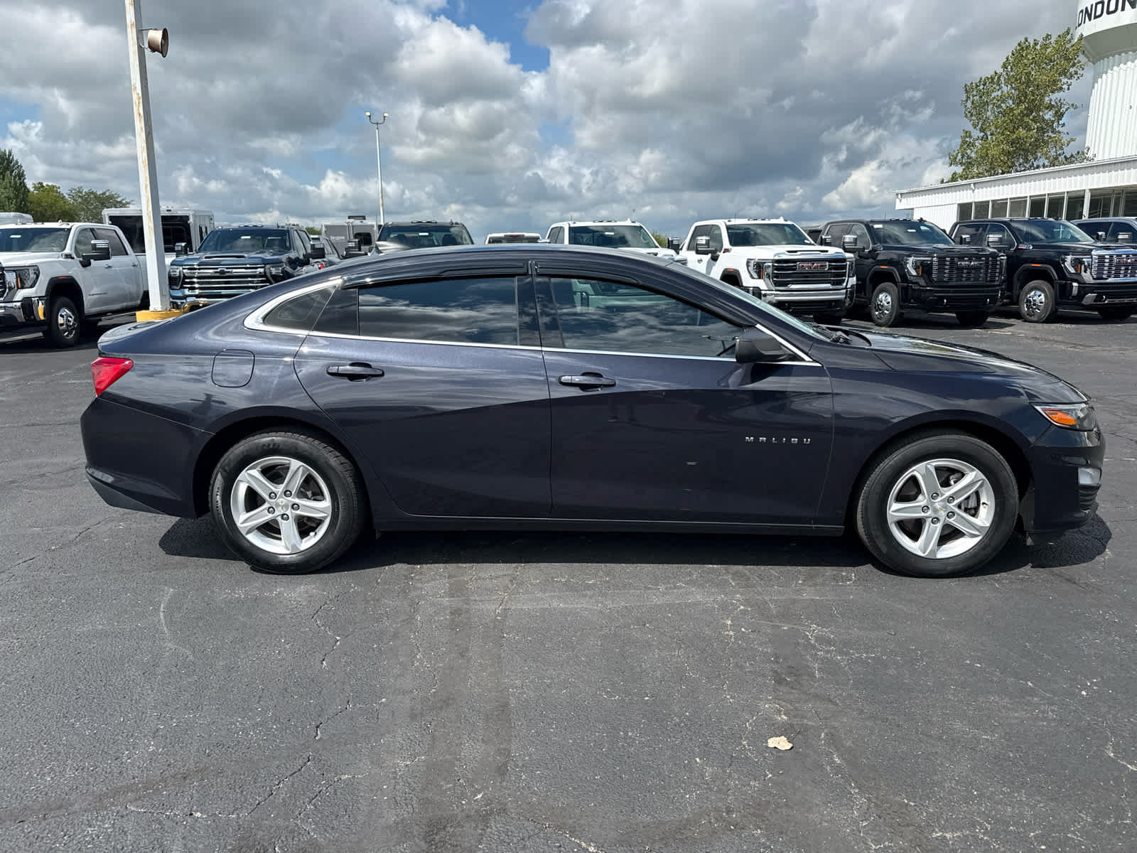 Certified 2022 Chevrolet Malibu LS FWD image 6