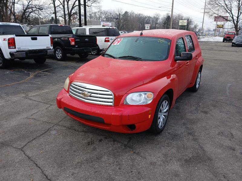 Used 2009 Chevrolet HHR LS image 1