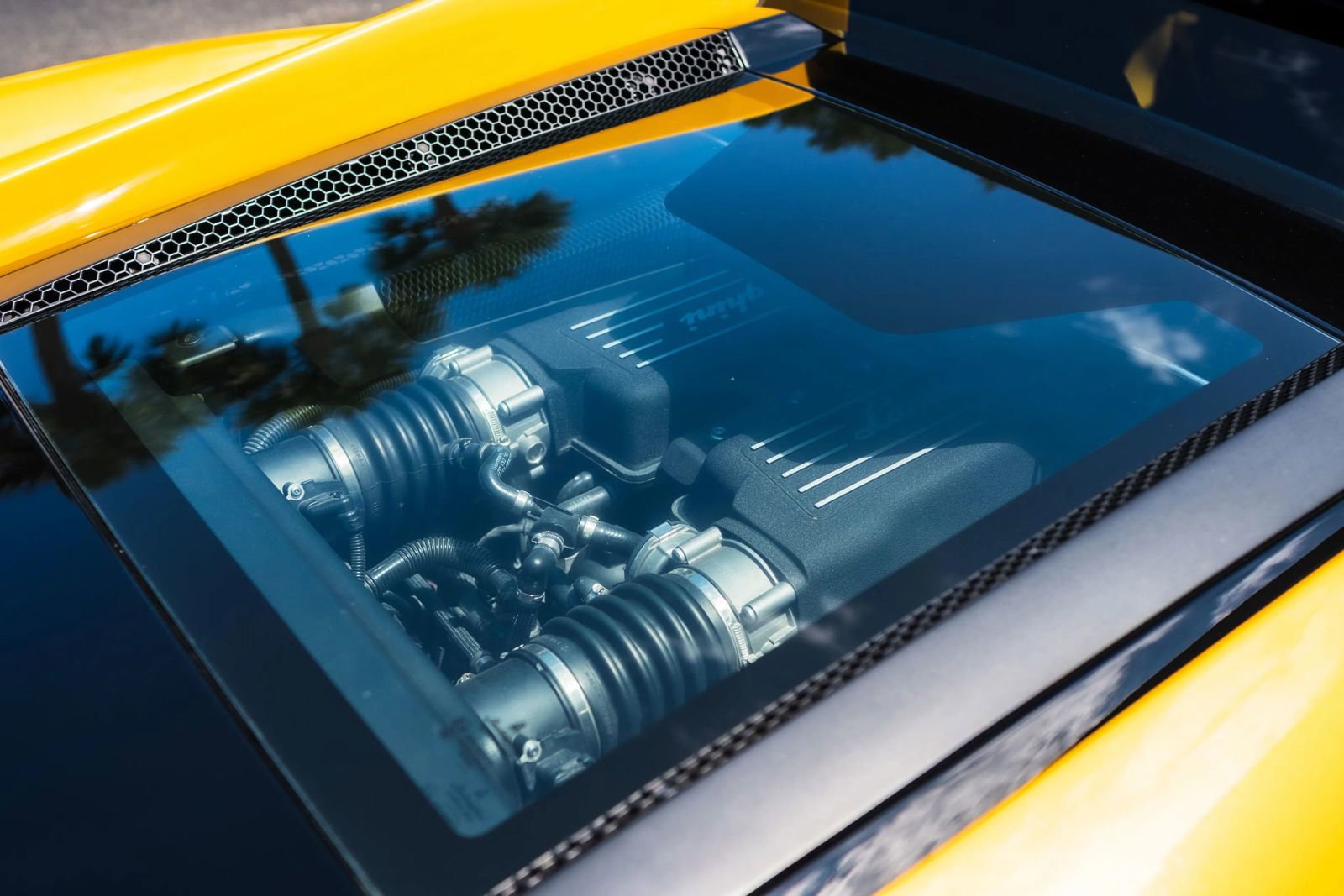 Used 2013 Lamborghini Gallardo LP 550-2 RWD image 12