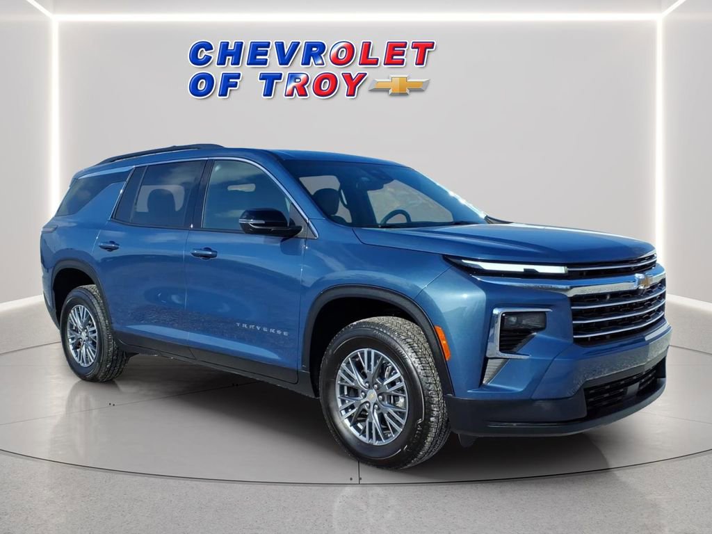 Used 2026 Chevrolet Traverse LT w/ LPO, Floor Liner Package