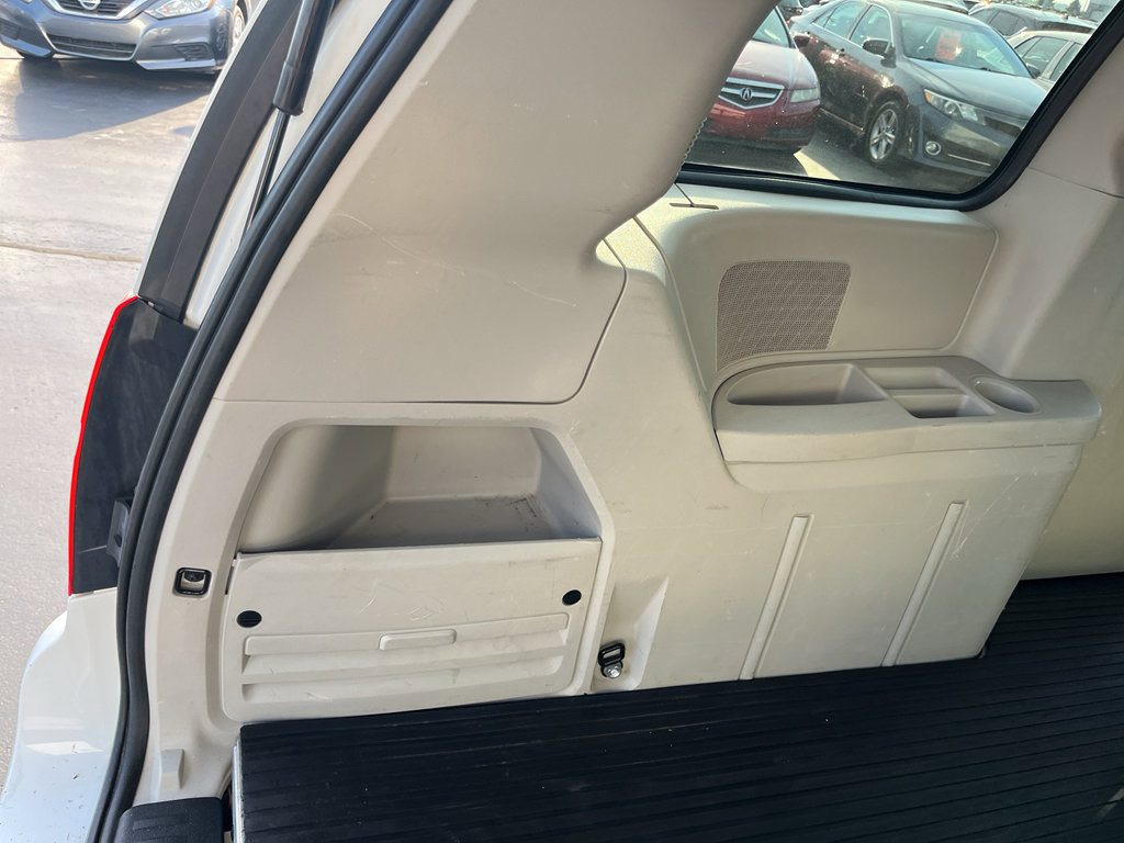 Used 2014 RAM C/V Tradesman w/ UConnect Hands-Free Group image 28