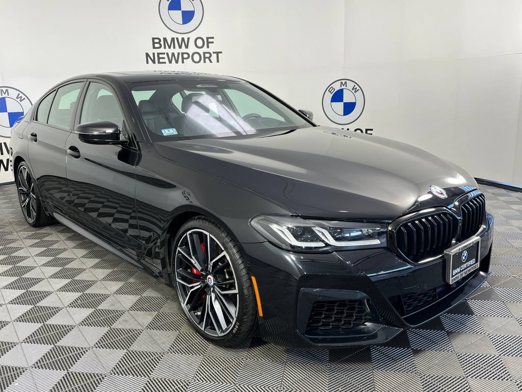 Used 2023 BMW M550i xDrive w/ Executive Package AWD/4WD video 1