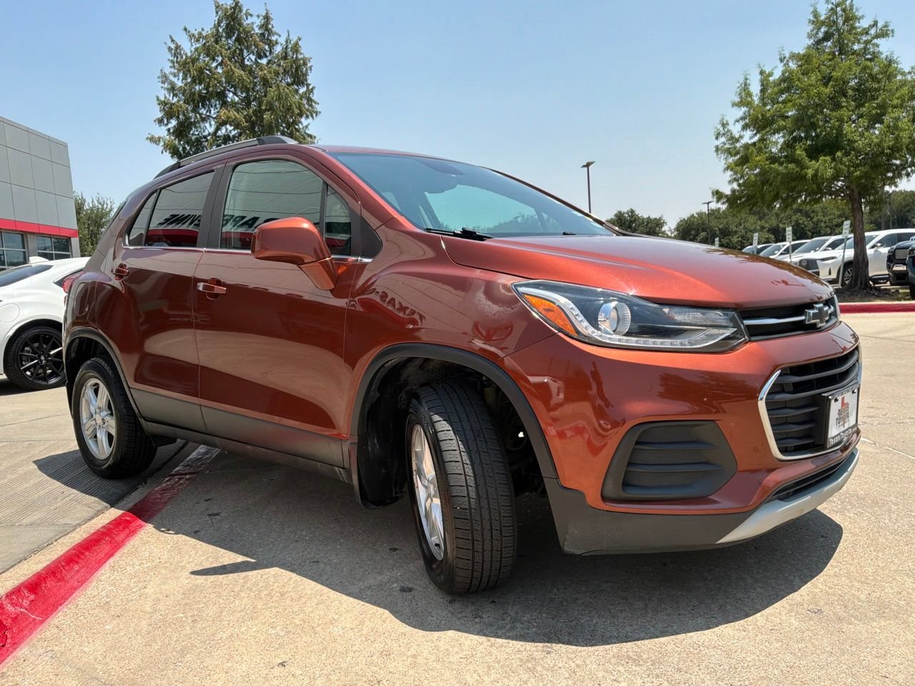 Used 2019 Chevrolet Trax LT w/ LPO, Protection Package AWD/4WD image 4