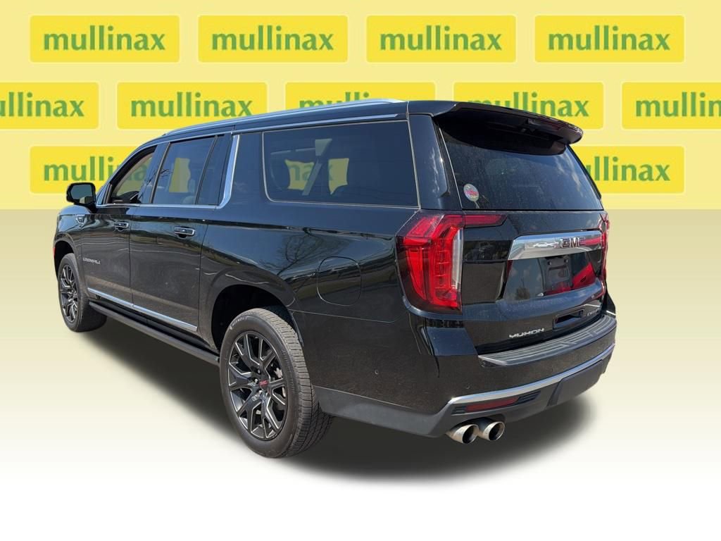 Used 2023 GMC Yukon XL Denali w/ Denali Reserve Package image 8