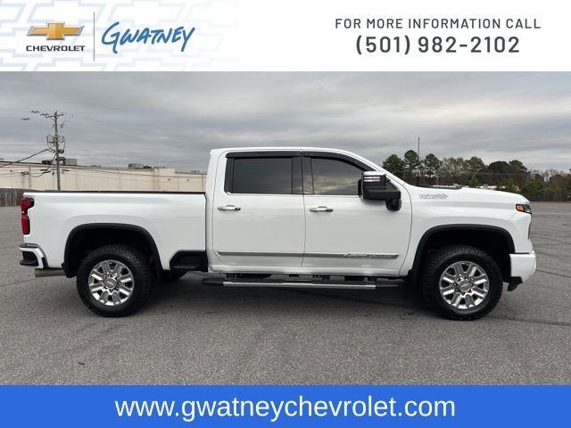 Used 2024 Chevrolet Silverado 2500 High Country w/ High Country Premium Package image 4