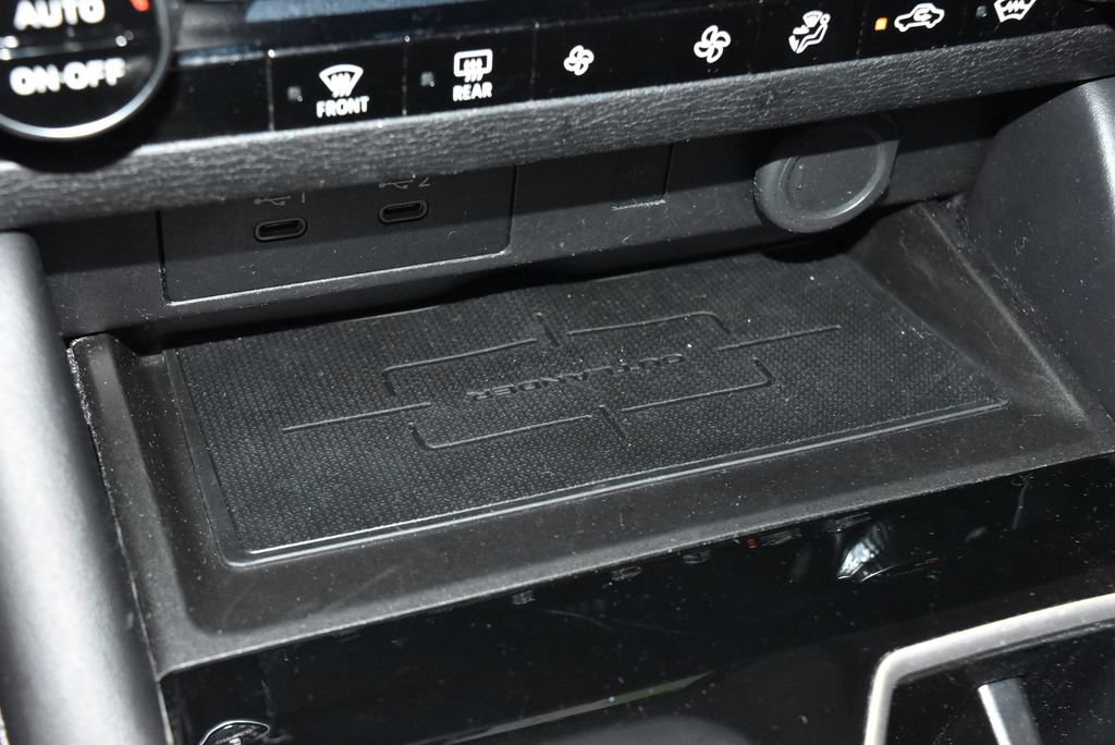 Used 2025 Mitsubishi Outlander SE AWD/4WD image 16