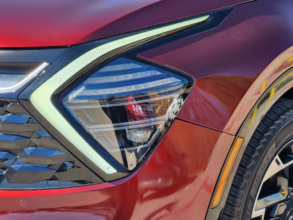 Certified 2024 Kia Sportage SX image 7