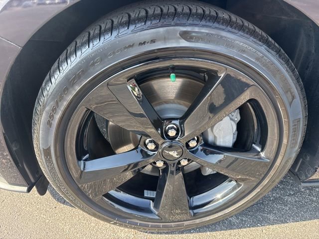 Used 2022 Ford Mustang GT Premium w/ Black Accent Package RWD image 11