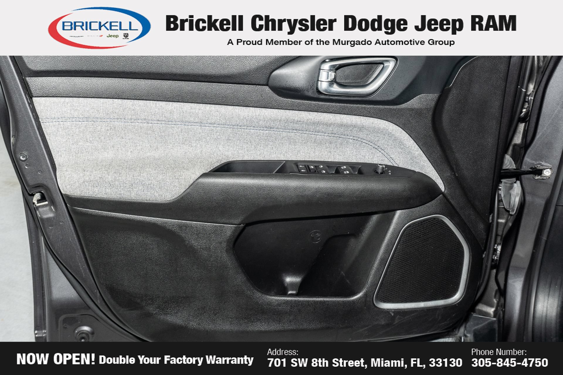 Used 2024 Jeep Compass Latitude AWD/4WD image 11
