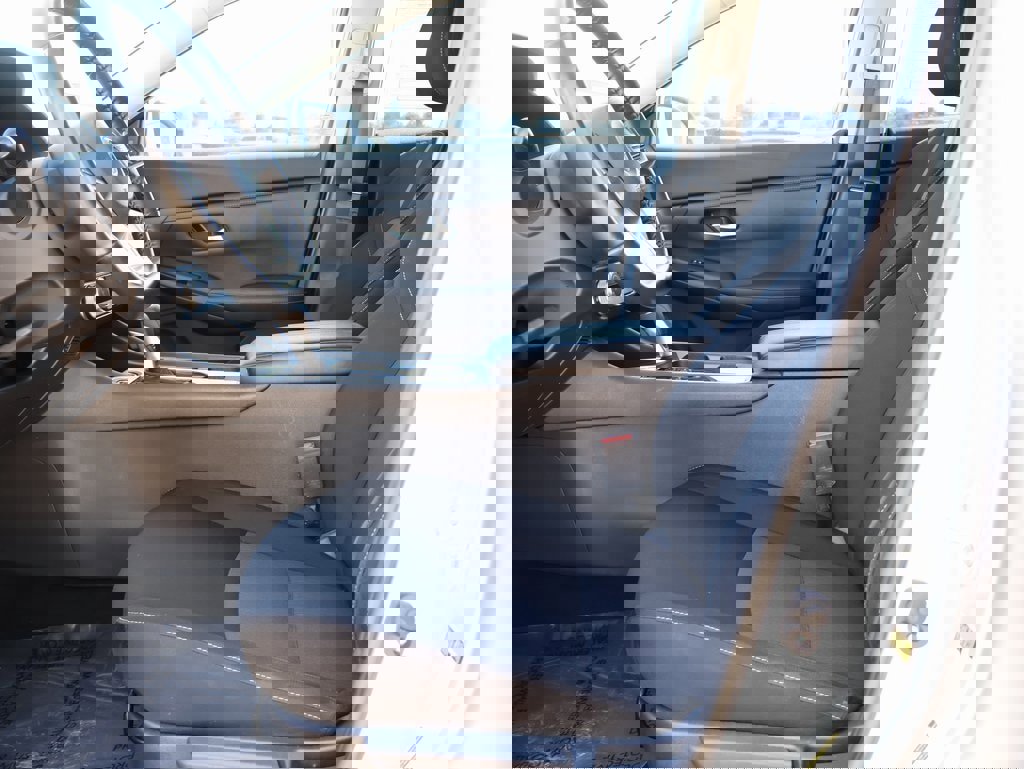 Used 2022 Nissan Sentra SV image 23