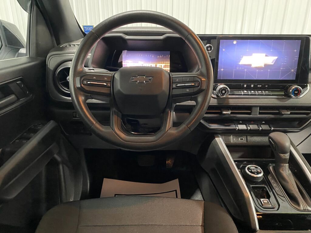 Used 2023 Chevrolet Colorado Trail Boss w/ Advanced Trailering Package image 4