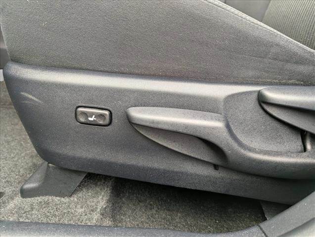 Used 2017 Toyota Prius V Three image 11