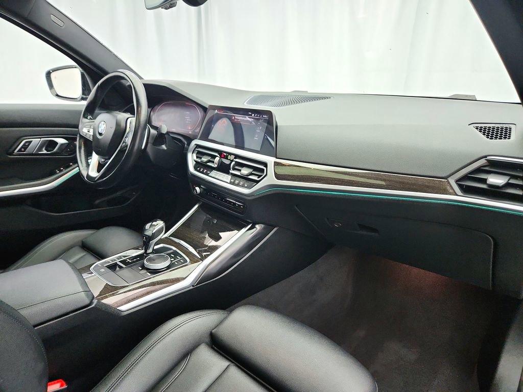 Used 2019 BMW 330i xDrive Sedan w/ Convenience Package AWD/4WD image 32
