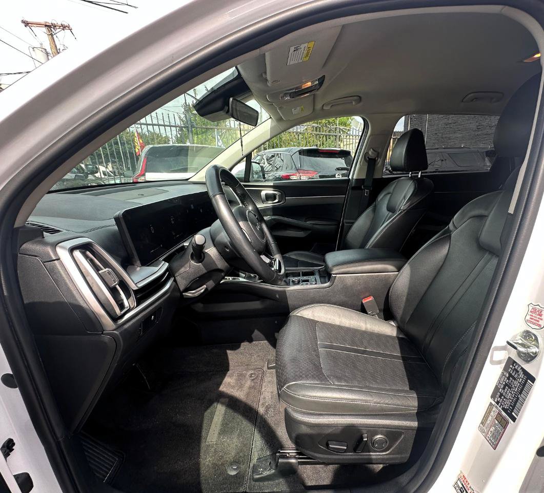 Used 2024 Kia Sorento S FWD image 20
