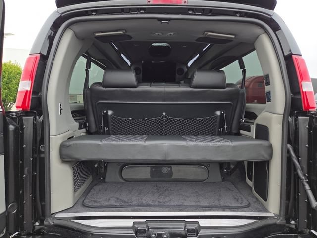 New 2026 GMC Savana 2500 Extended w/ Driver Convenience Package RWD image 17