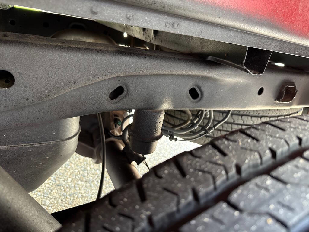 Used 2014 Ford F150 XLT w/ XLT Chrome Package image 32