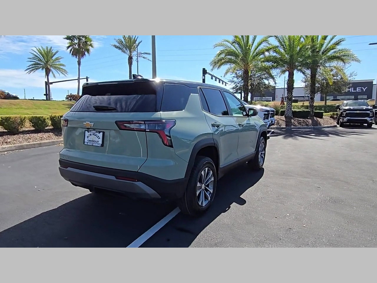 New 2026 Chevrolet Equinox LT w/ Convenience Package II image 17