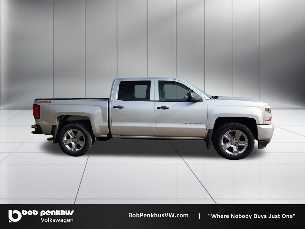 Used 2018 Chevrolet Silverado 1500 Custom w/ Custom Value Package image 23