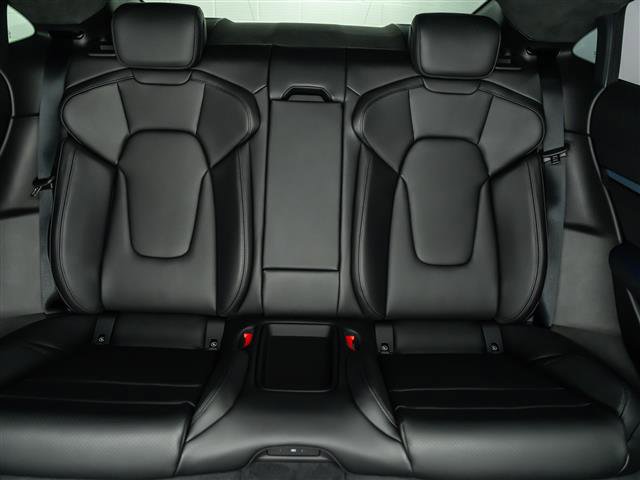 New 2026 Porsche Taycan GTS image 28