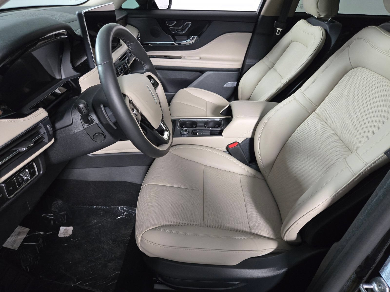 New 2026 Lincoln Corsair Reserve FWD image 12