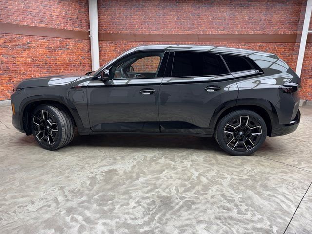 New 2026 BMW XM Label Red image 2