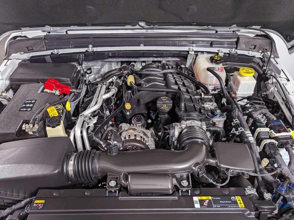 Used 2024 Jeep Gladiator Sport AWD/4WD image 44