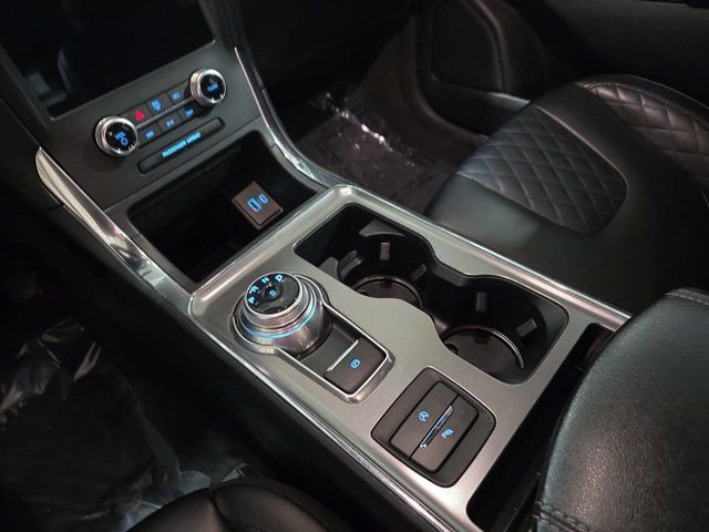 Used 2024 Ford Edge Titanium image 29