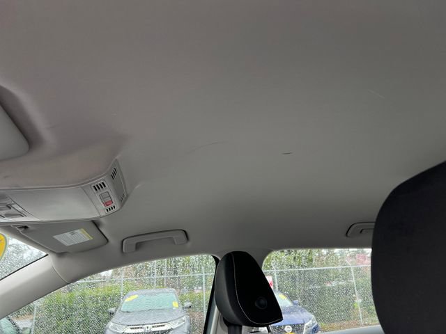 Used 2024 Volkswagen Taos S FWD image 29