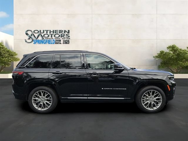 Used 2025 Jeep Grand Cherokee Summit AWD/4WD image 6