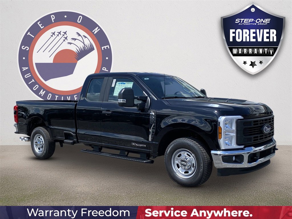 New 2025 Ford F250 XL w/ 360-Degree Camera Package