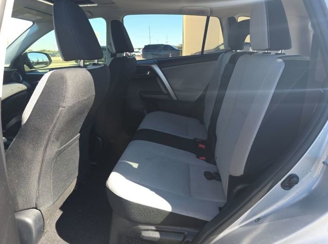 Used 2017 Toyota RAV4 XLE w/ Convenience Package image 6
