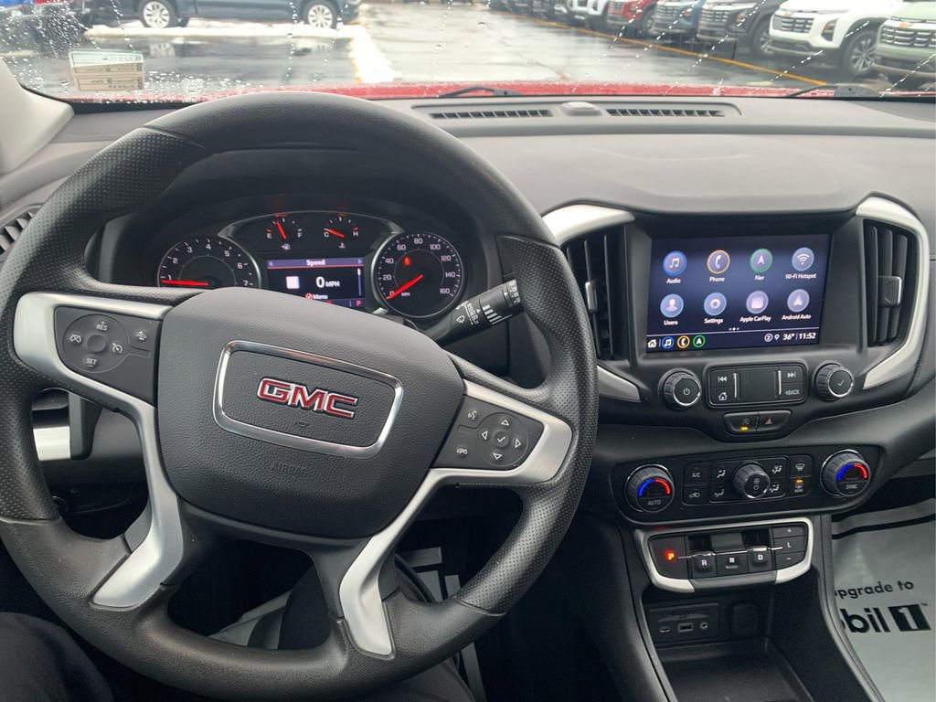 Used 2023 GMC Terrain SLE w/ Driver Convenience Package image 25
