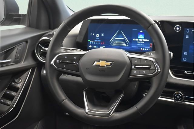 Used 2025 Chevrolet Equinox LT image 24