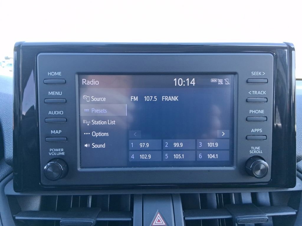 Used 2019 Toyota RAV4 XLE w/ Convenience Package image 16