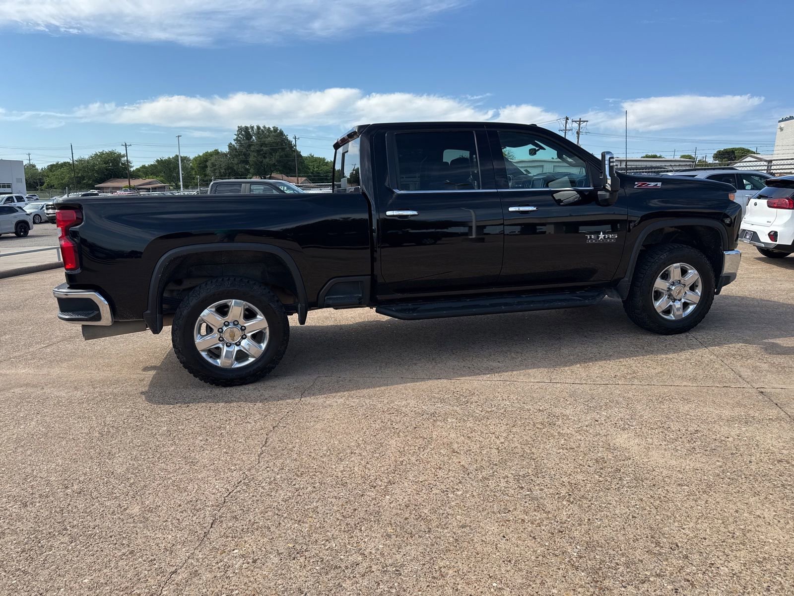 Used 2022 Chevrolet Silverado 2500 LTZ w/ LTZ Texas Edition AWD/4WD image 7