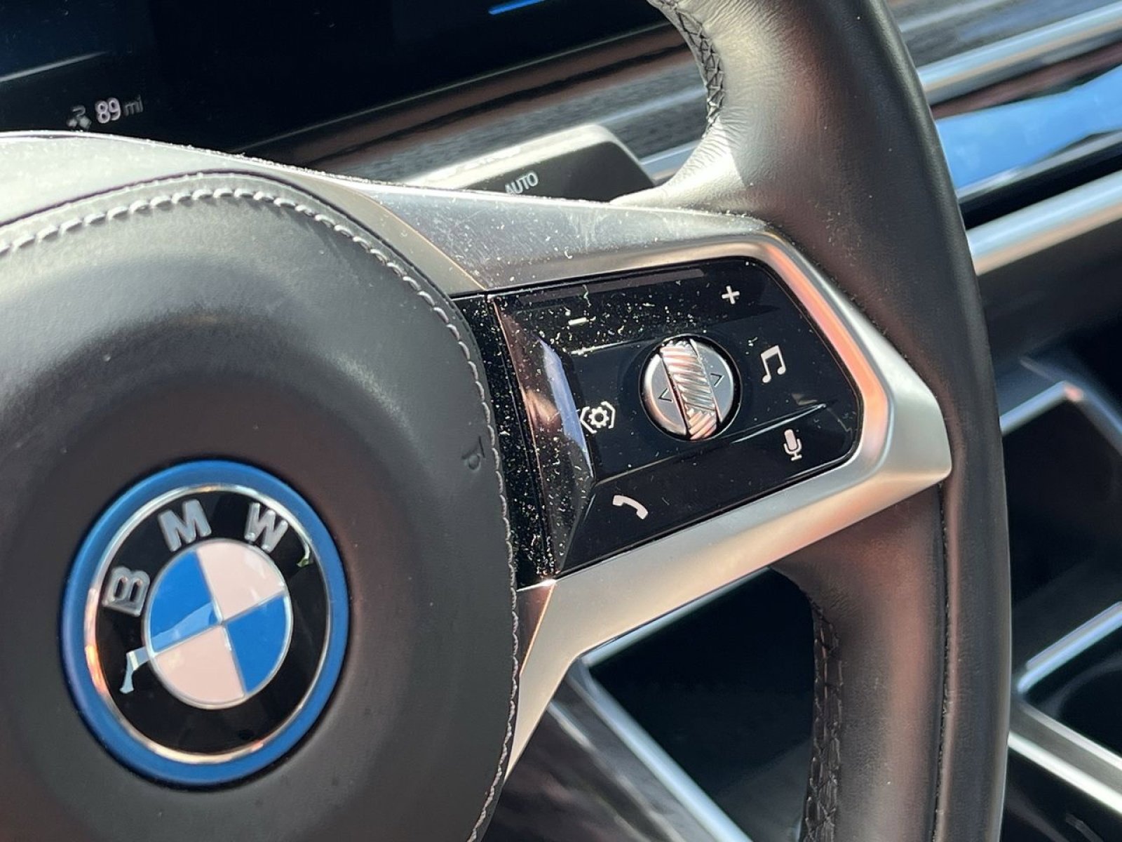 Used 2024 BMW i7 xDrive60 RWD image 33