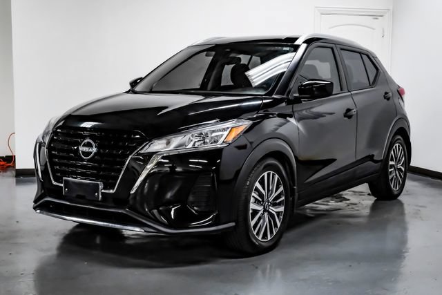 Used 2024 Nissan Kicks SV FWD image 8