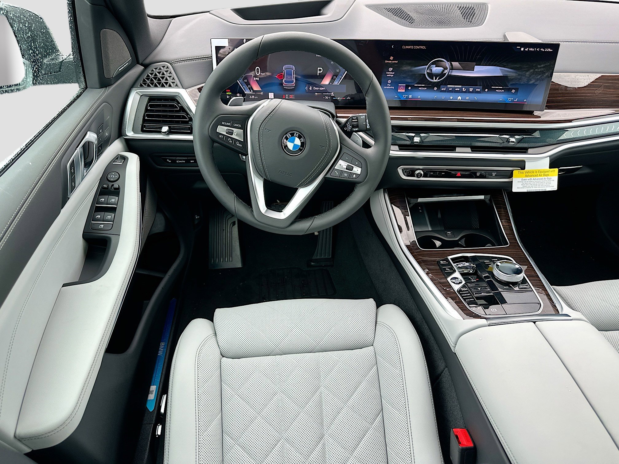 New 2026 BMW X5 sDrive40i image 17