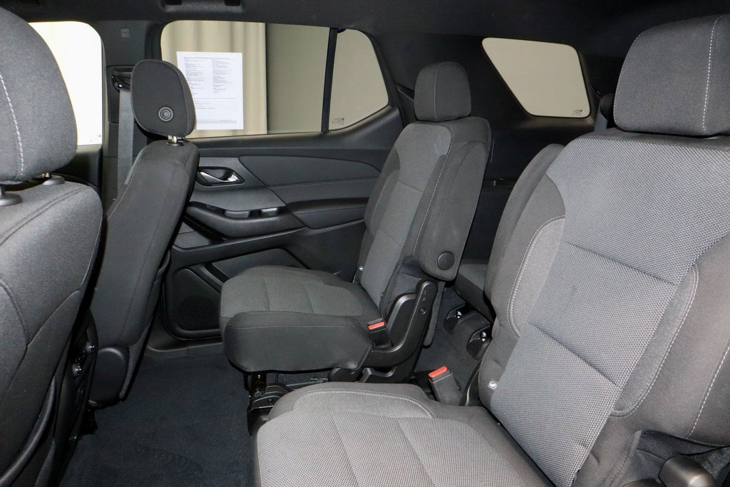 Used 2023 Chevrolet Traverse LT image 21