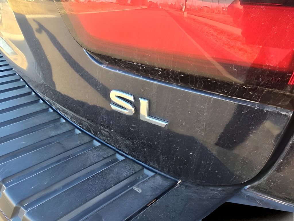 Used 2021 Nissan Armada SL w/ Captain's Chairs Package AWD/4WD image 12