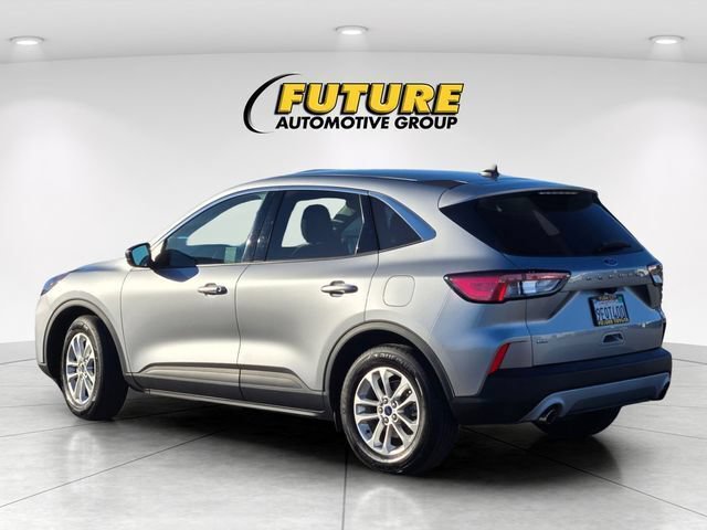 Used 2022 Ford Escape SE w/ Convenience Package FWD image 7